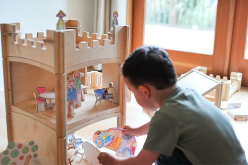 toideloi_2 Stackhouse Wooden Dollhouse