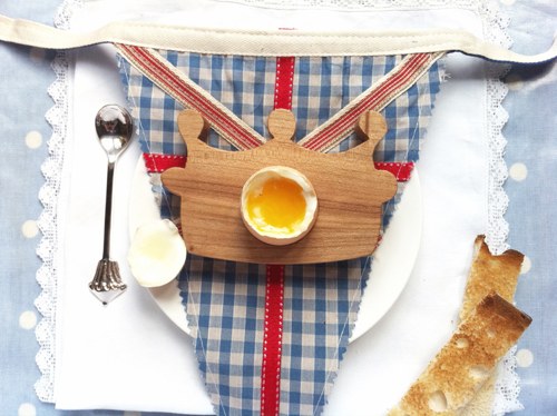 egg-cup-2 Hop & Peck Egg Cup