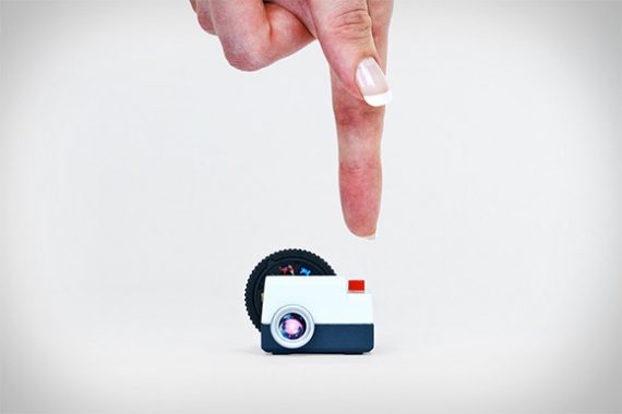 A Mini Projector For Your Instagram Photos | Handmade Charlotte