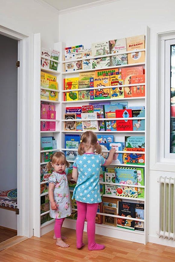 Newsstand-Style Corner Display Rack for Kids