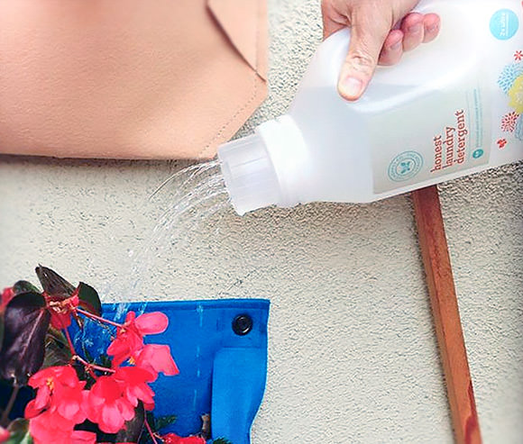 Upcycled Laundry Detergent Watering Can