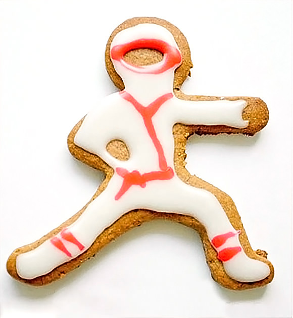 DIY Gluten-Free Ninjabread Cookies