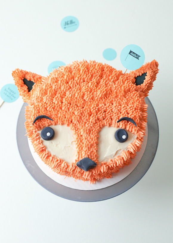 DIY Fox Cake Decorating Tutorial