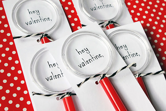 DIY Magnifying Glass Valentine's Day Cards
