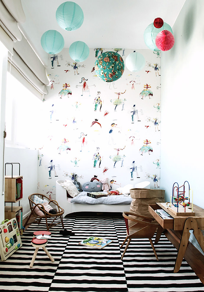 LOVE this fun wallpaper for a kid's room (wallpaper from Pierre Frey, image via Constance Gennari)
