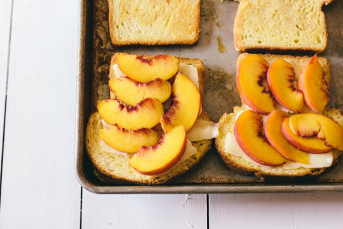 French Toast Sandwich with Peaches and Mozzarella 