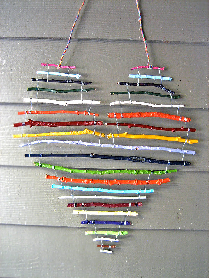 Fall Crafts for Kids: Rainbow Stick Mobile (via Daily Heart)