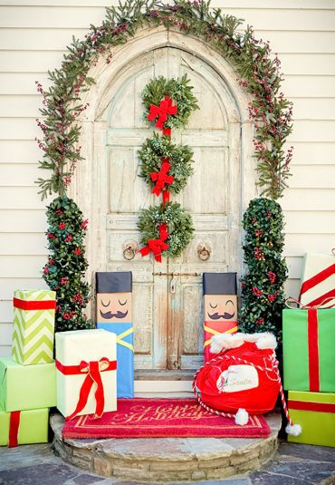 The Great Christmas Giveaway: Front Door Finale | Handmade Charlotte