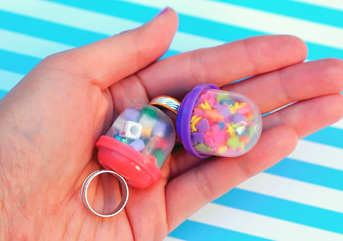 Quick + Easy DIY Bubble Ring Party Favors