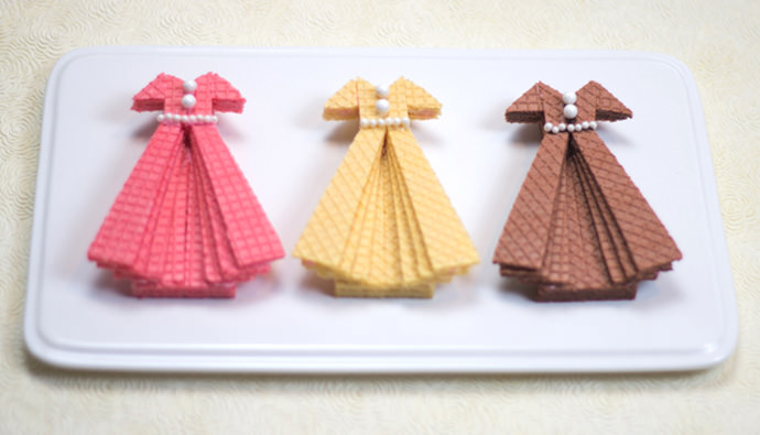 Sugar Wafer Dress Cookies 