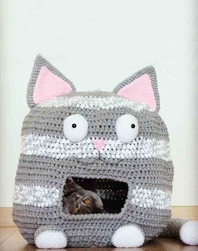 DIY Crochet Cat House Pattern