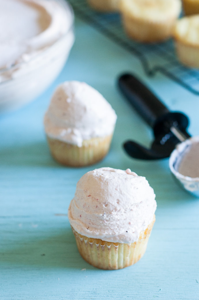 DIY Ice Cream Sundae Cupcakes