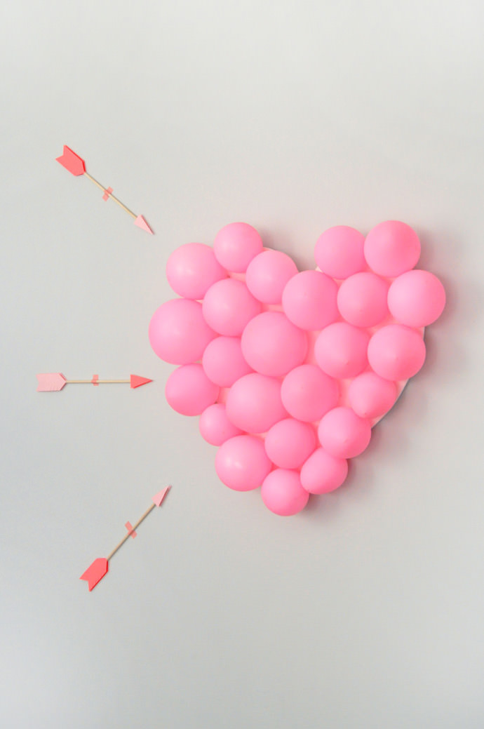 Valentine’s Day Carnival: DIY Balloon Pop