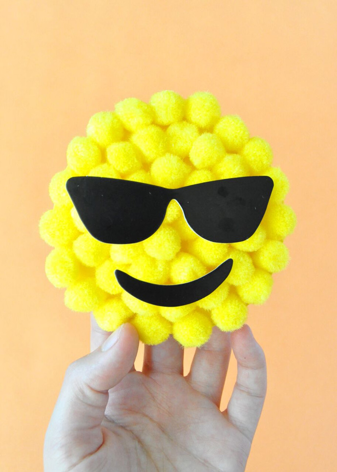 DIY Emoji Pom Pom by Number
