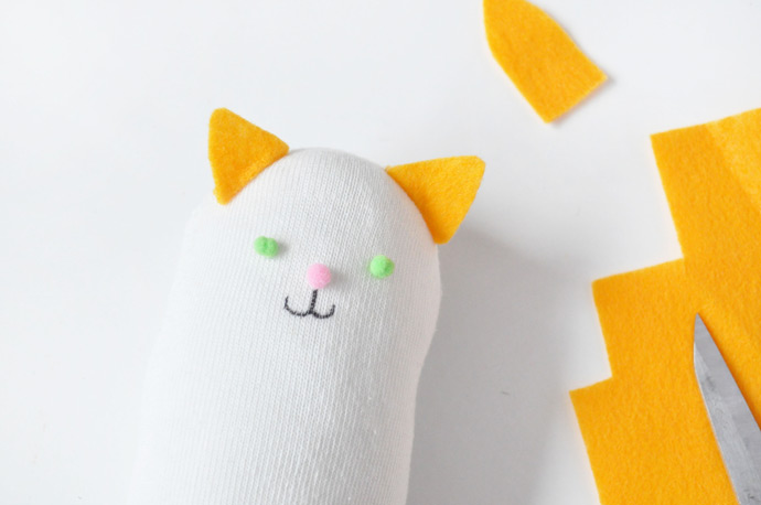 DIY No-Sew Stuffed Sock Animals | Handmade Charlotte
