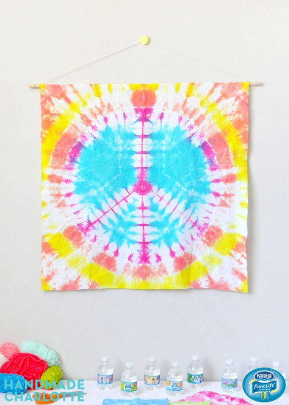 Tye dye paper products picture