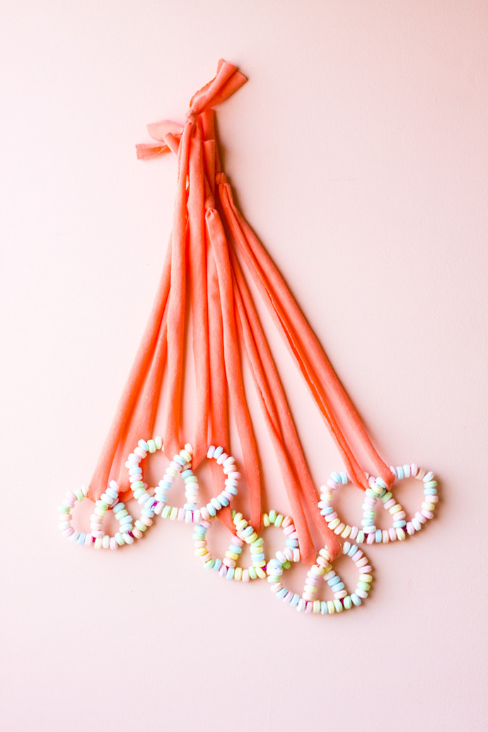DIY Candy Pretzel Necklace