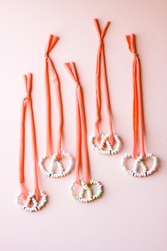 DIY Candy Pretzel Necklace