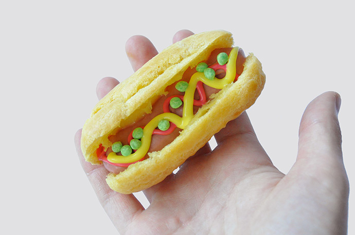 Hot Dog Eclairs and Hamburger Cream Puffs