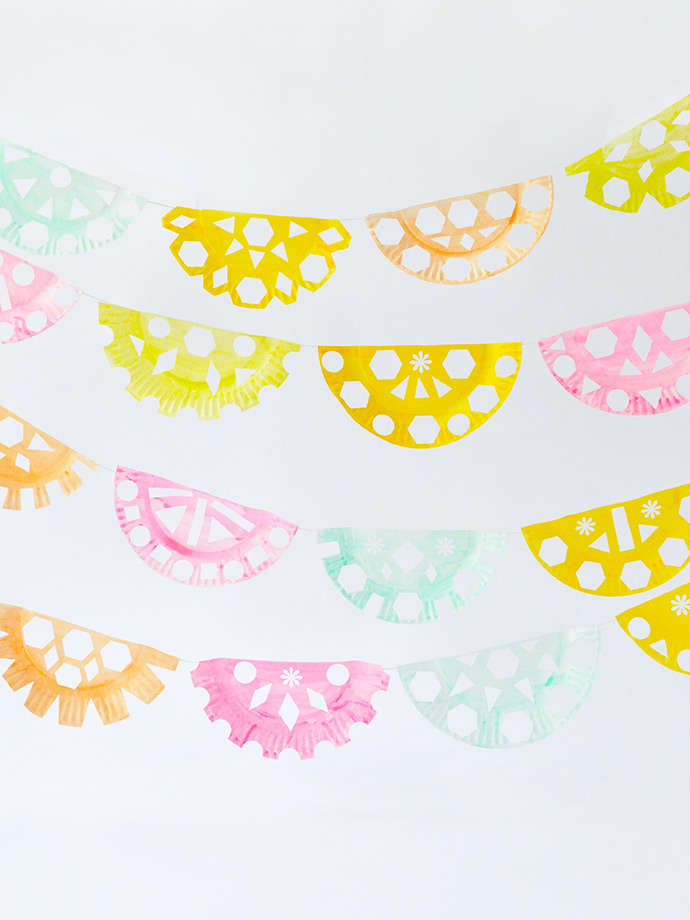 paper plate garland