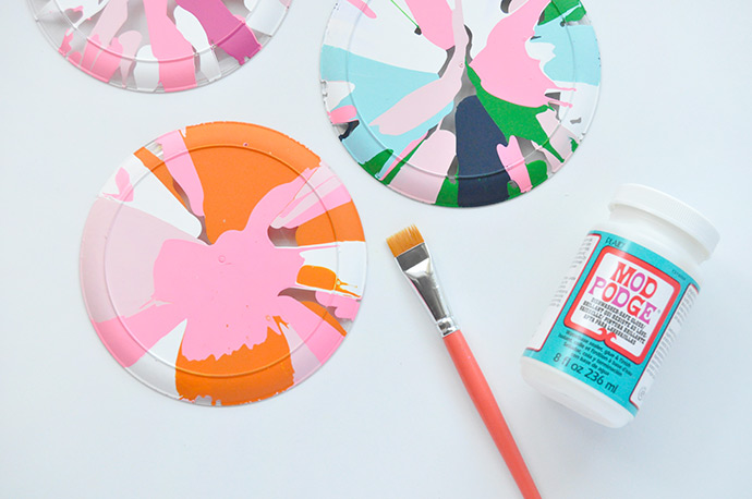 Salad Spinner Art Party Plates