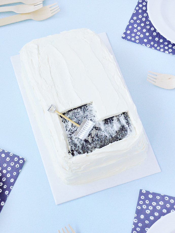 Wintery Snowfall Cake