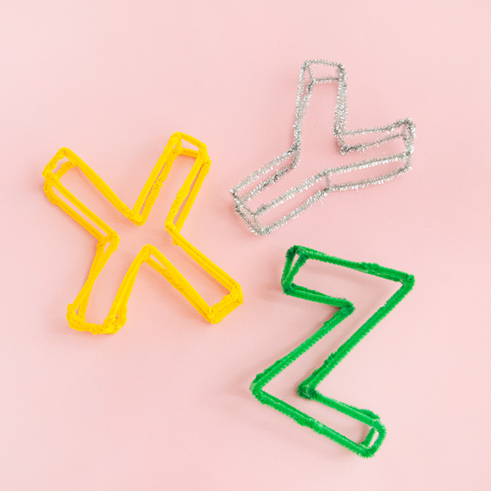 alphabet pipe cleaner spelling words