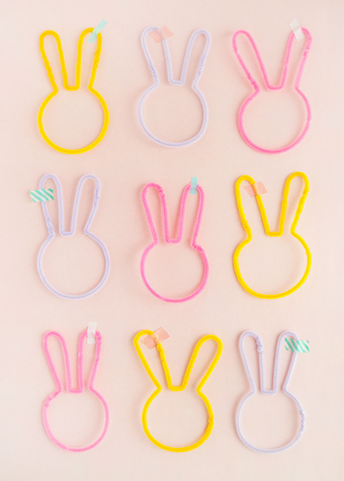 Pipe Cleaner Easter Bunnies