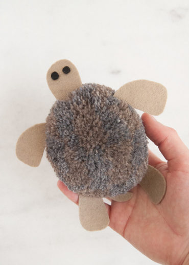 Giant Tortoise Pom Pom