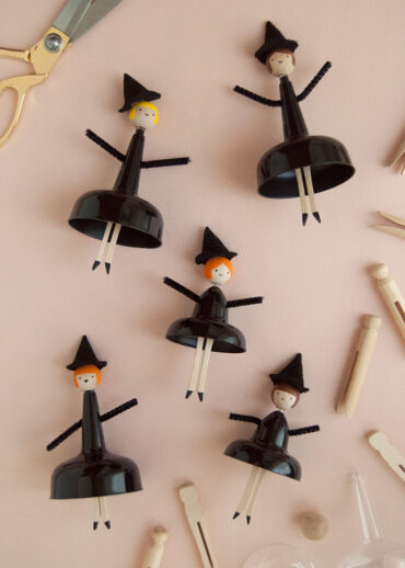 Halloween Clothespin Dolls